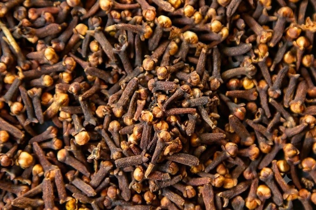 CLOVE (LAVING)